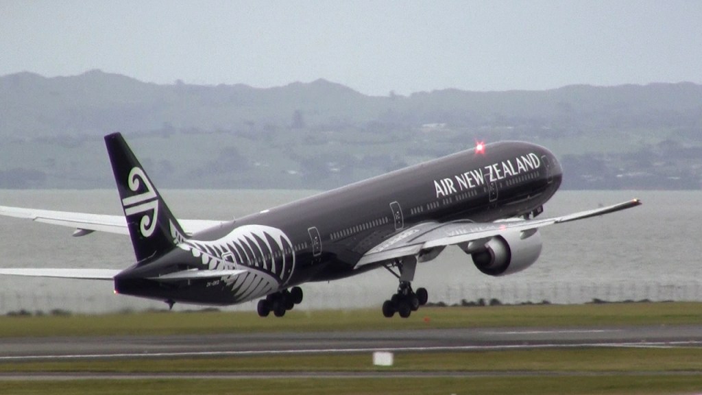 Air New Zealand Boeing 777-300 all black